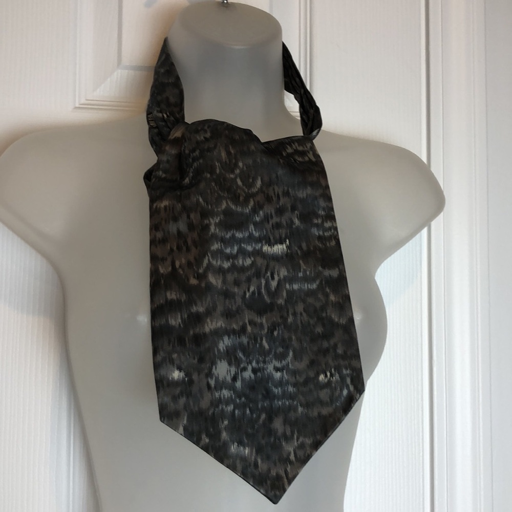 Vintage Shades of Grey Feather Print Elegant Ascot. All Silk
